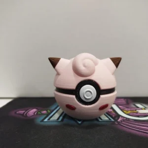 035 CLEFAIRY POKEBALL